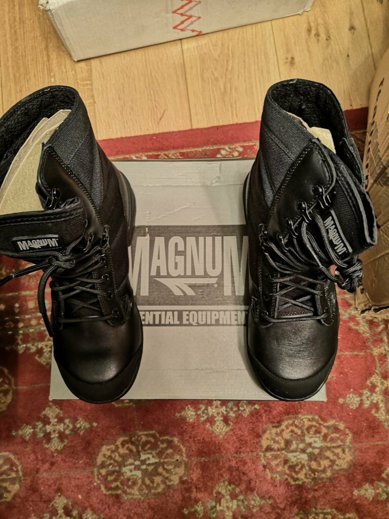 screwfix magnum boots